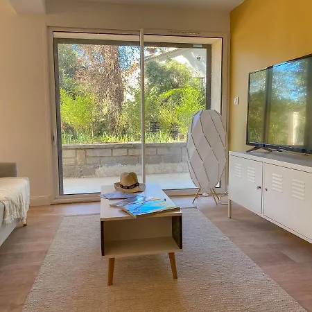 Recent, Plages A Pied, 3 Chambres, 95 M2, Jardin Et Parking Apartment